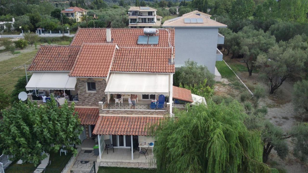 Queen Bay Studios Vasilikí Exterior foto